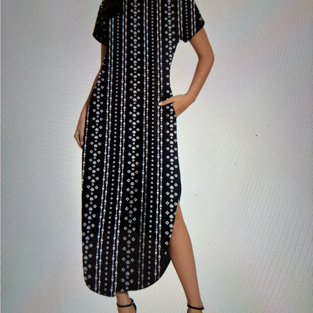 Black and White Patterned Women's Dress - Picture 5 of 8
